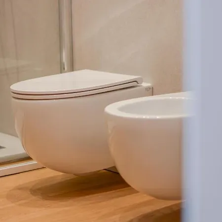 Guesthero - Lodi M3 Apartman Milánó
